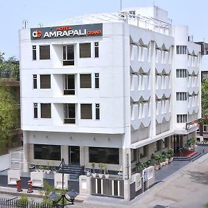 Hotel Amrapali Grand